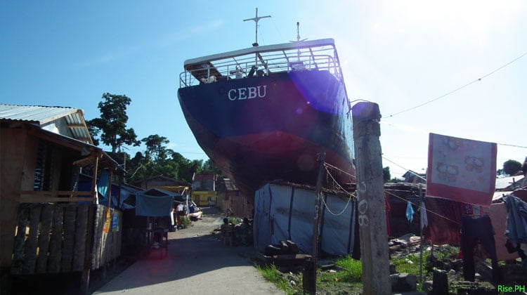 Back of the Ship in Anibong 