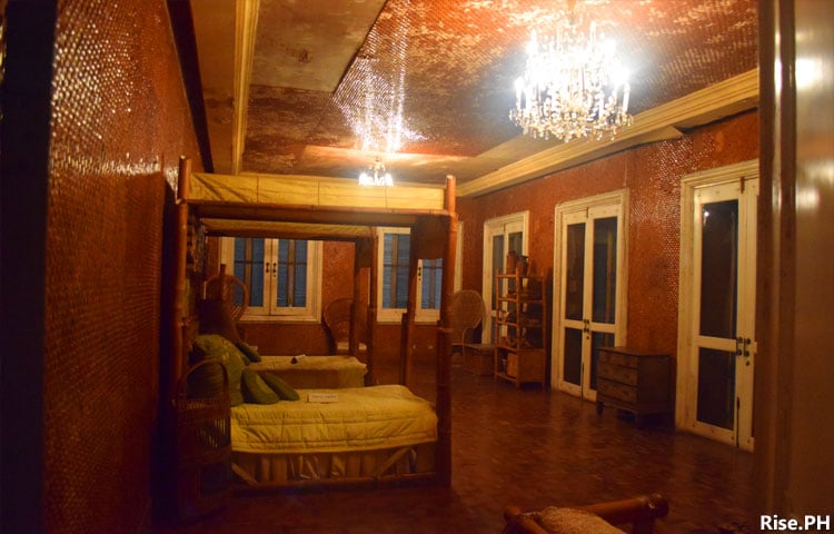 Inside the Governor's room