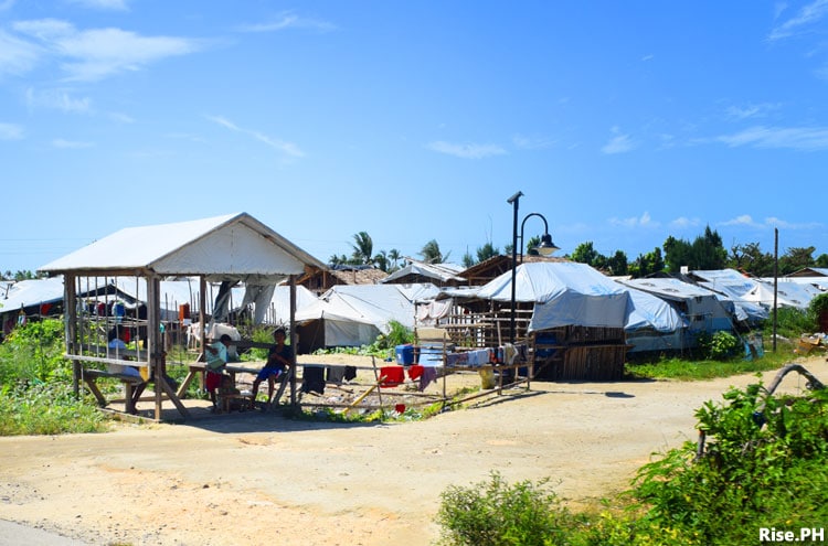 Tents in Guiuan