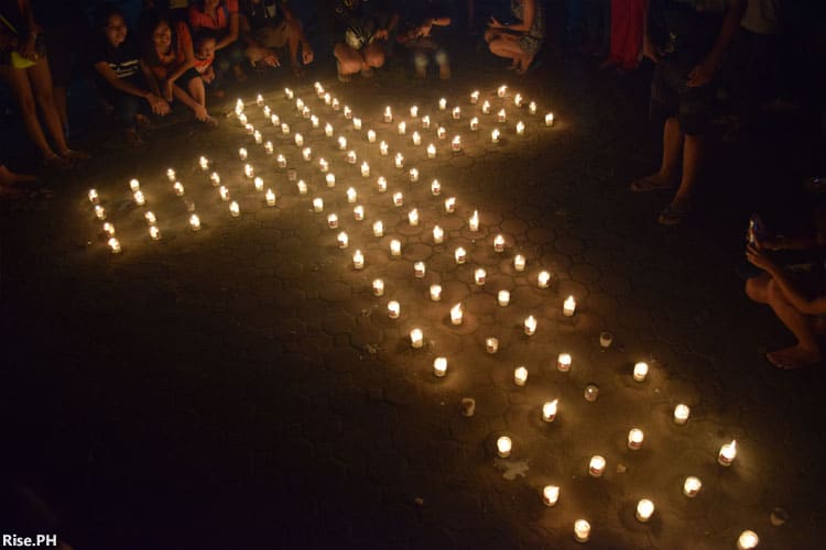 Candle lighting memorial