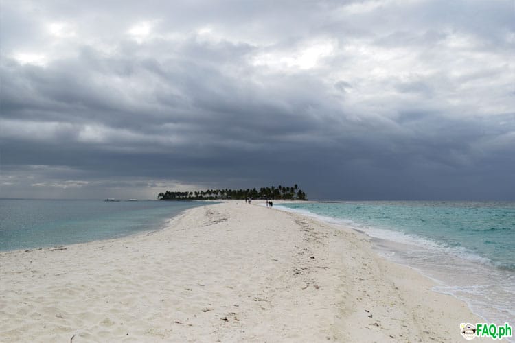 Long sandbar of Kalanggaman Island