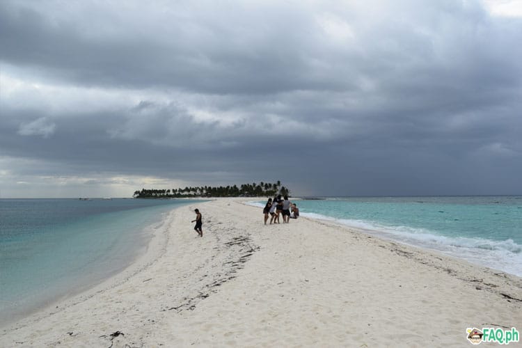 Kalanggaman island picture taking