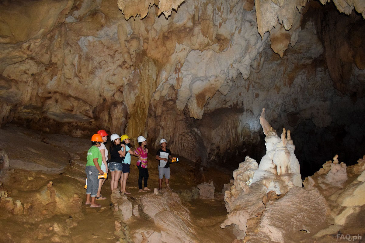 Rock formations Inside Sohoton Cave