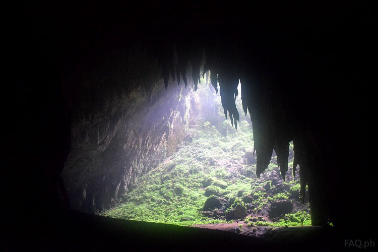 Famous Langun Cave Picture