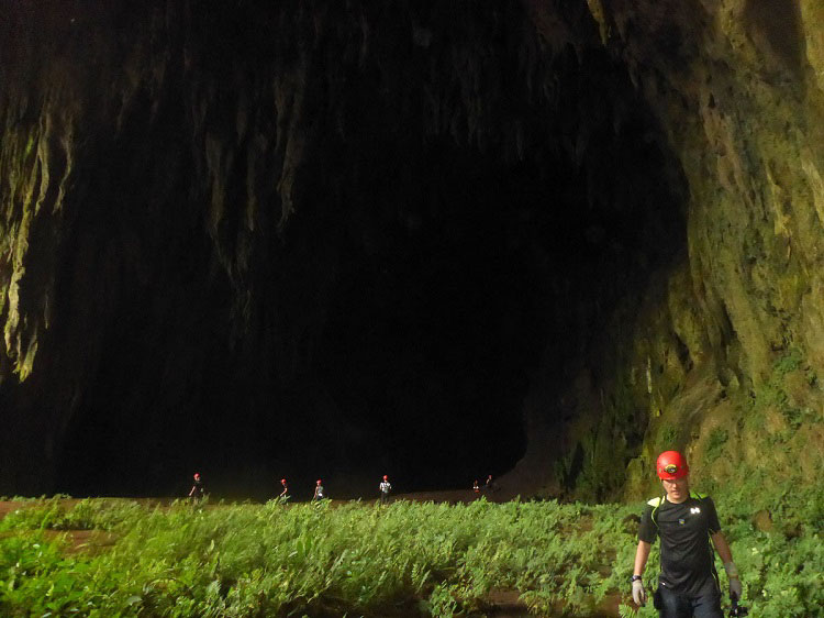 Huge mouth of Langun Cave