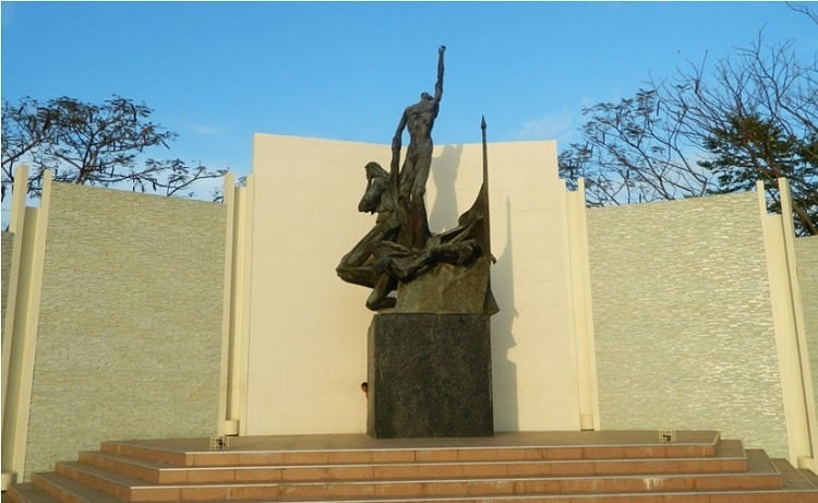 Spirit of Pinaglabanan monument